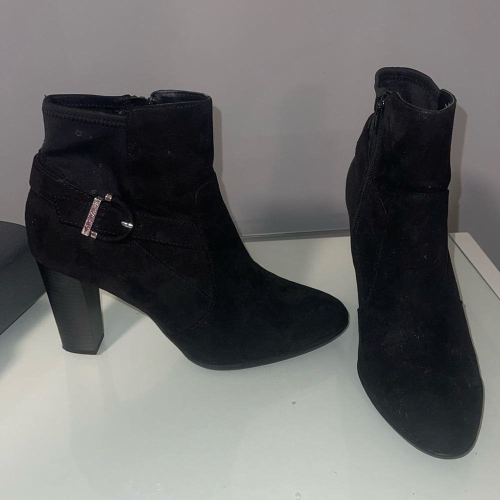 Kelly and Kate Black Heel Booties-Size 9.5